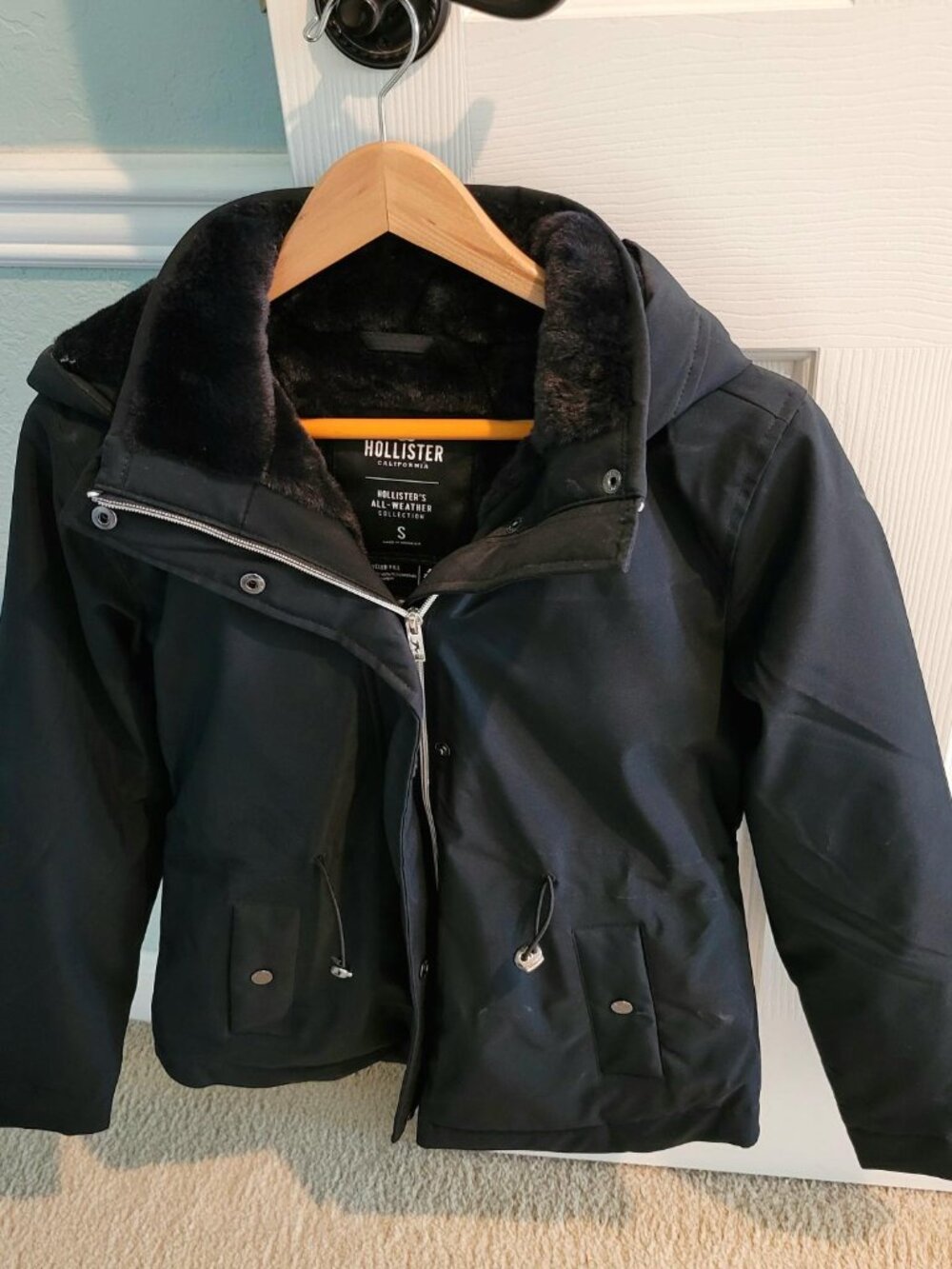 Hollister Womens Winter Jacket Size Small